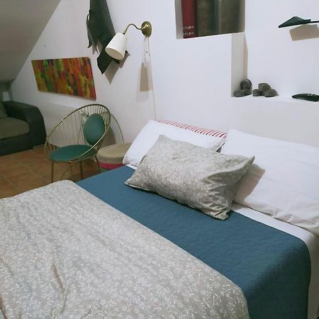 Apartament Una Parada A L'Anoia En Apartamento Compartido Capellades Zewnętrze zdjęcie