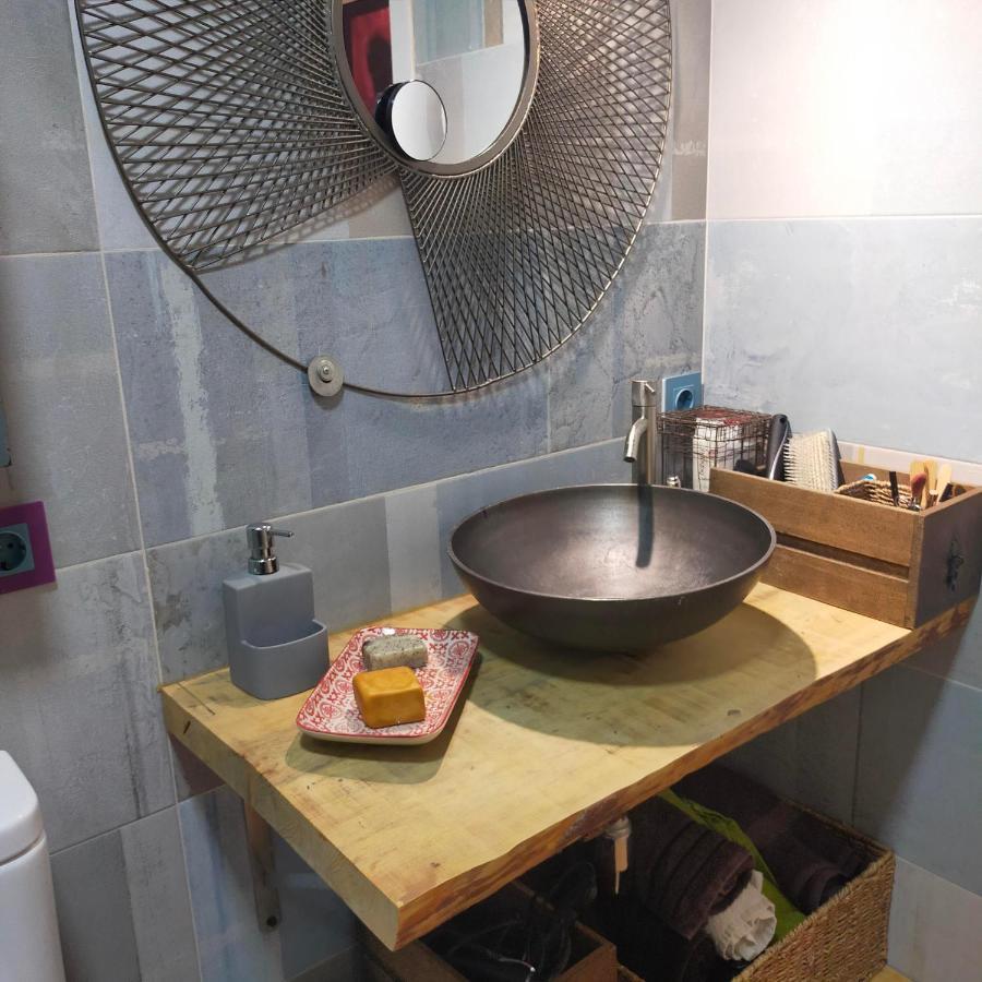 Apartament Una Parada A L'Anoia En Apartamento Compartido Capellades Zewnętrze zdjęcie